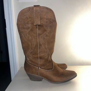 Women’s boots